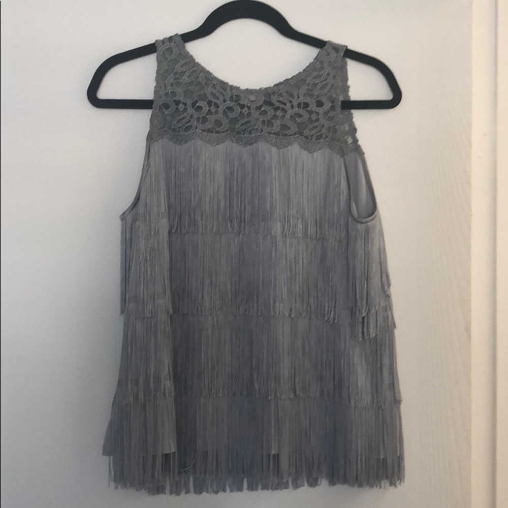 Gorgeous top. Great for a night out on the town.